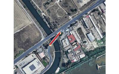 Immagine: CAGLIARI: SOSTITUZIONE DELLA CONDOTTA SOTTO IL PONTE DI VIA MERCALLI