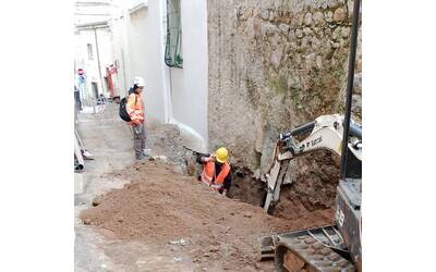 Immagine: Nuoro cantiere rete fsc via farina