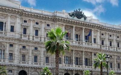 Immagine: sentenza corte suprema di cassazione